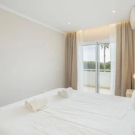 Tac - Sunset House